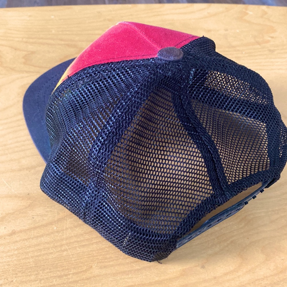 Blowfish SnapBack - Picture 2 of 2